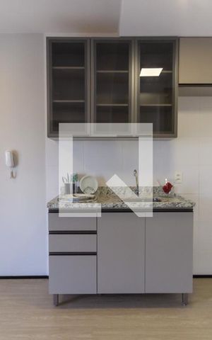 Studio para alugar com 28m², 1 quarto e sem vaga Studio para alugar com 28m², 1 quarto e sem vagaStudio