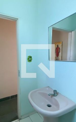 Casa à venda com 100m², 3 quartos e 3 vagas Casa à venda com 100m², 3 quartos e 3 vagasBanheiro da Suíte 2