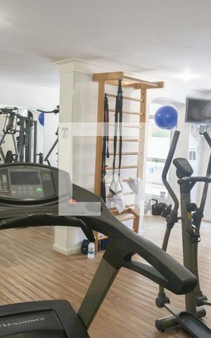 Apartamento à venda com 210m², 3 quartos e 2 vagasÁrea comum - Academia