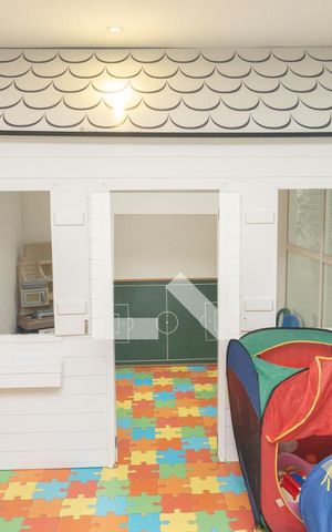 Apartamento à venda com 210m², 3 quartos e 2 vagasÁrea comum - Playground