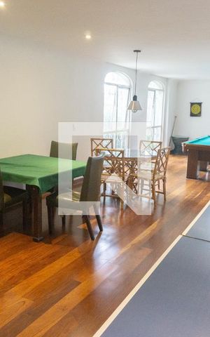 Apartamento à venda com 210m², 3 quartos e 2 vagasSalão de jogos