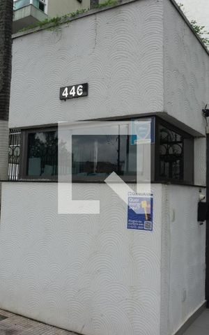 Apartamento à venda com 210m², 3 quartos e 2 vagasplaquinha