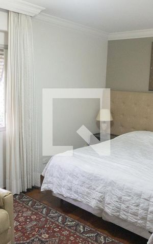 Apartamento à venda com 210m², 3 quartos e 2 vagasSuíte