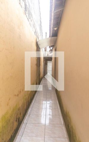 Casa à venda com 147m², 2 quartos e 2 vagas Casa à venda com 147m², 2 quartos e 2 vagasQuintal