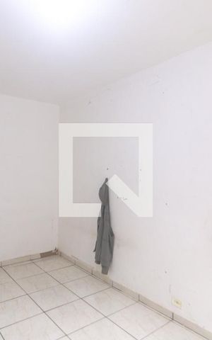 Casa à venda com 147m², 2 quartos e 2 vagas Casa à venda com 147m², 2 quartos e 2 vagasQuarto 2