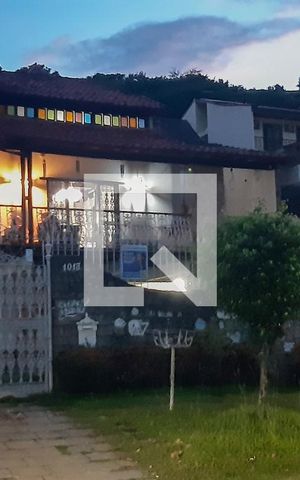 Casa à venda com 383m², 4 quartos e 3 vagasFachada 