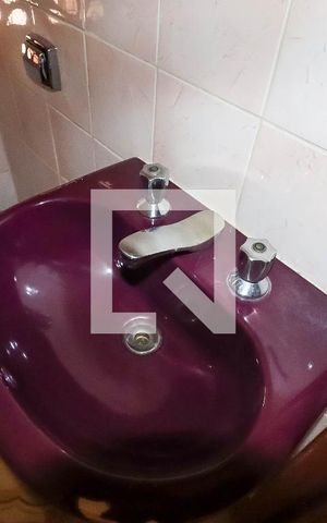 Casa à venda com 209m², 4 quartos e 2 vagas Casa à venda com 209m², 4 quartos e 2 vagasLavabo