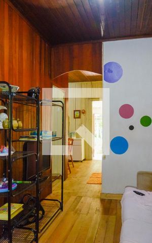 Casa à venda com 99m², 2 quartos e 2 vagasSala