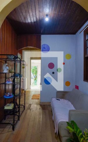 Casa à venda com 99m², 2 quartos e 2 vagasSala