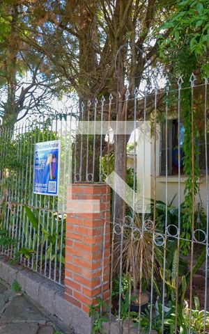 Casa à venda com 99m², 2 quartos e 2 vagasFachada