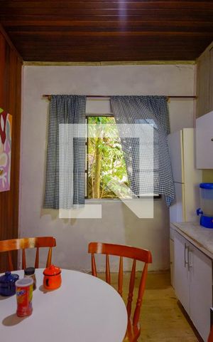 Casa à venda com 99m², 2 quartos e 2 vagasCozinha