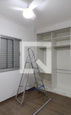 Apartamento à venda com 58m², 2 quartos e 1 vagaSuíte - Armários 