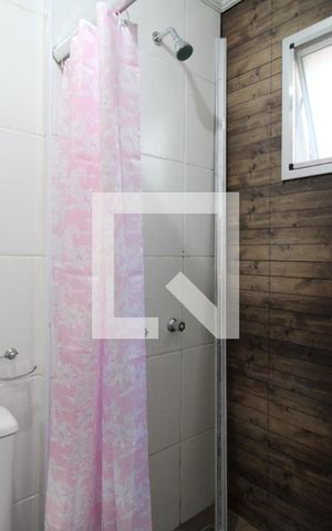 Apartamento à venda com 58m², 2 quartos e 1 vagaBanheiro da suíte  