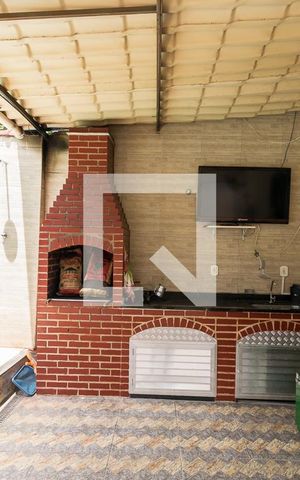 Casa à venda com 100m², 3 quartos e 2 vagas Casa à venda com 100m², 3 quartos e 2 vagasÁrea Gourmet