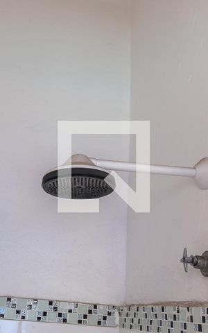 Casa à venda com 100m², 3 quartos e 2 vagas Casa à venda com 100m², 3 quartos e 2 vagasLavabo da Piscina