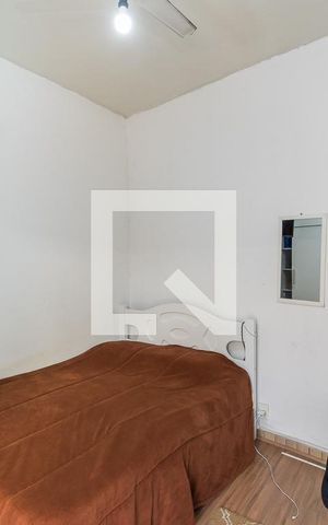Casa à venda com 100m², 3 quartos e 2 vagas Casa à venda com 100m², 3 quartos e 2 vagasQuarto