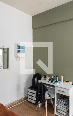 Casa à venda com 100m², 3 quartos e 2 vagas Casa à venda com 100m², 3 quartos e 2 vagasQuarto