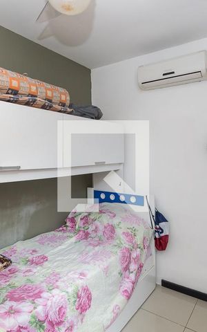 Casa à venda com 100m², 3 quartos e 2 vagas Casa à venda com 100m², 3 quartos e 2 vagasQuarto