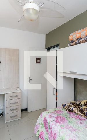 Casa à venda com 100m², 3 quartos e 2 vagas Casa à venda com 100m², 3 quartos e 2 vagasQuarto