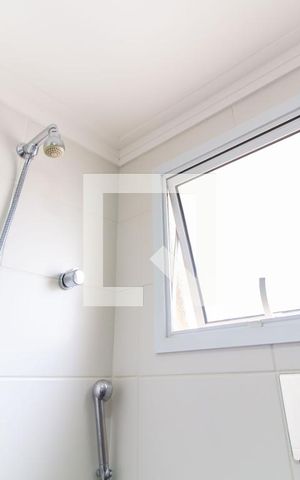 Apartamento à venda com 73m², 3 quartos e 1 vaga Apartamento à venda com 73m², 3 quartos e 1 vagaBanheiro da Suíte