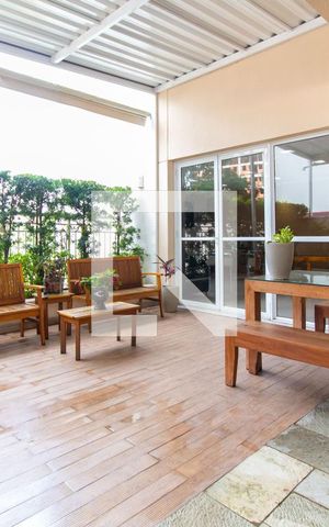 Apartamento à venda com 73m², 3 quartos e 1 vaga Apartamento à venda com 73m², 3 quartos e 1 vagaChurrasqueira