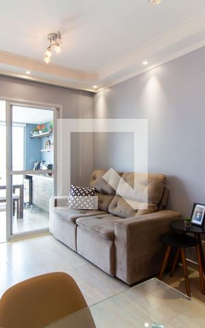 Apartamento à venda com 73m², 3 quartos e 1 vaga Apartamento à venda com 73m², 3 quartos e 1 vagaSala