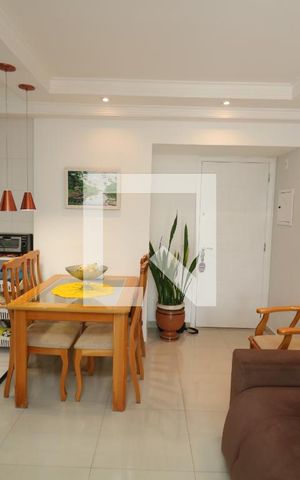 Apartamento para alugar com 61m², 2 quartos e 1 vagaSala