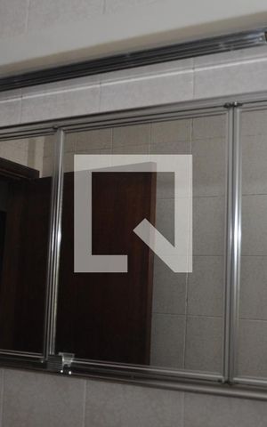 Casa à venda com 280m², 4 quartos e 6 vagasBanheiro