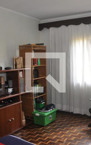 Casa à venda com 280m², 4 quartos e 6 vagasQuarto 4