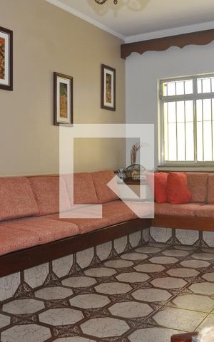 Casa à venda com 280m², 4 quartos e 6 vagasSala de Tv