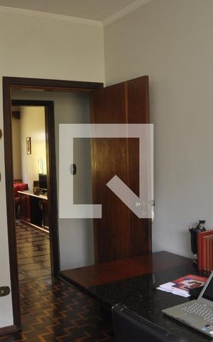 Casa à venda com 280m², 4 quartos e 6 vagasQuarto 3