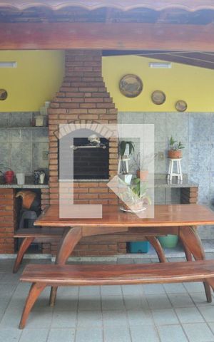Casa à venda com 280m², 4 quartos e 6 vagasÁrea Gourmet