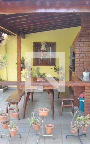 Casa à venda com 280m², 4 quartos e 6 vagasÁrea Gourmet