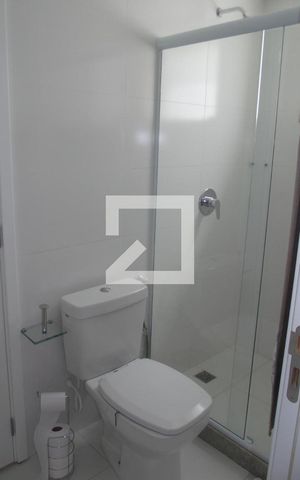 Casa à venda com 179m², 3 quartos e 2 vagasBanheiro da Suíte 2