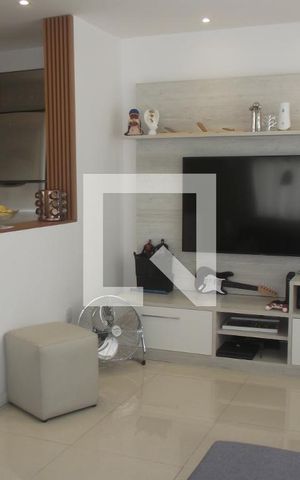 Casa à venda com 179m², 3 quartos e 2 vagasSala