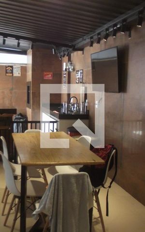 Casa à venda com 179m², 3 quartos e 2 vagasCozinha