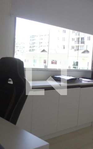 Casa à venda com 179m², 3 quartos e 2 vagasSuíte 2