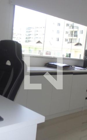 Casa à venda com 179m², 3 quartos e 2 vagasSuíte 2