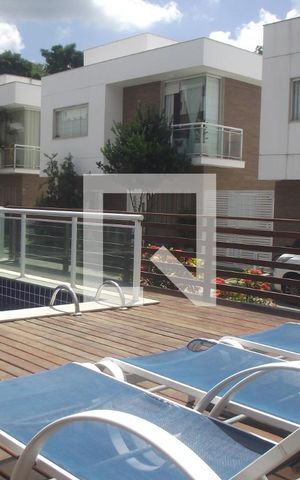 Casa à venda com 179m², 3 quartos e 2 vagasÁrea comum - Piscina