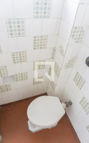 Apartamento à venda com 98m², 3 quartos e sem vagaBanheiro de serviço