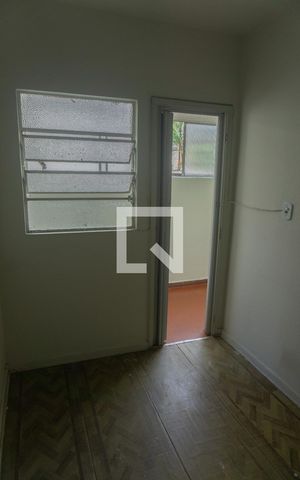 Apartamento à venda com 98m², 3 quartos e sem vagaÁrea de serviço