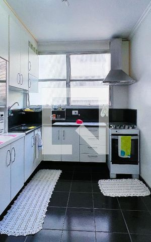 Apartamento à venda com 137m², 2 quartos e 3 vagasCozinha
