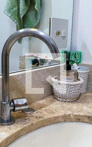 Apartamento à venda com 137m², 2 quartos e 3 vagasBanheiro da Suíte 1