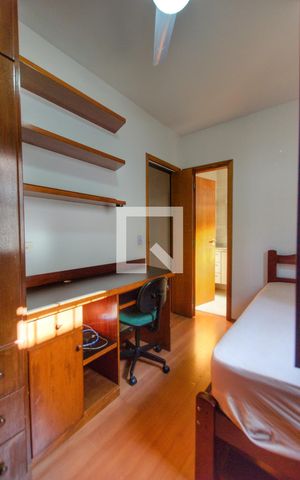 Casa à venda com 150m², 4 quartos e 2 vagas