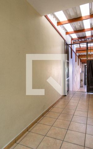 Casa à venda com 150m², 4 quartos e 2 vagas