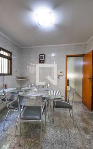 Casa à venda com 150m², 4 quartos e 2 vagas