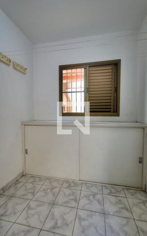 Casa à venda com 150m², 4 quartos e 2 vagas