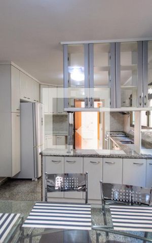 Casa à venda com 150m², 4 quartos e 2 vagas
