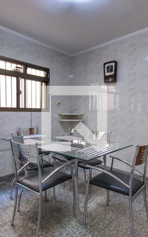 Casa à venda com 150m², 4 quartos e 2 vagas