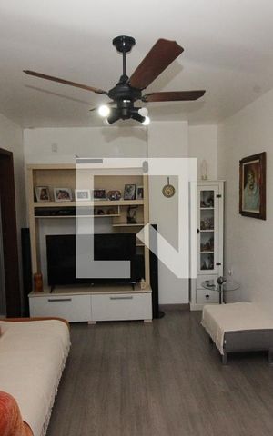 Casa à venda com 254m², 4 quartos e 6 vagas Casa à venda com 254m², 4 quartos e 6 vagasSala 2